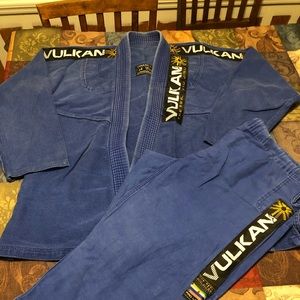 Valkan bjj gi size a2
